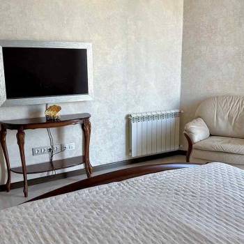 Сдается 1-комнатная квартира, 46 м²