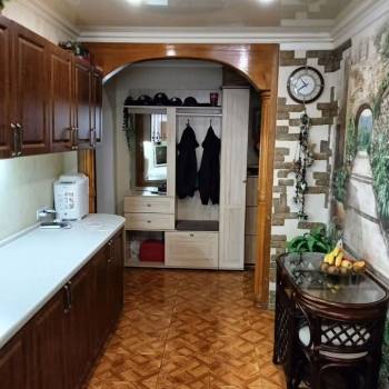 Продается Многокомнатная квартира, 110 м²