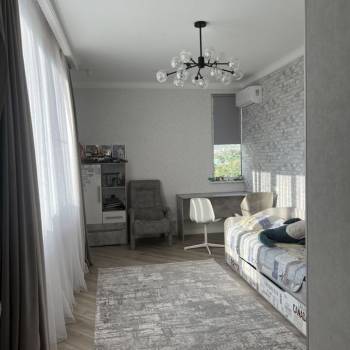 Продается Многокомнатная квартира, 136 м²