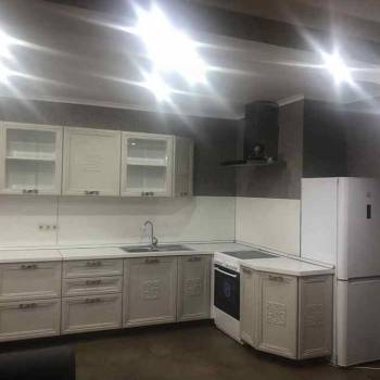Сдается 2-х комнатная квартира, 74 м²