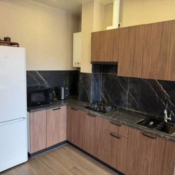 Сдается 1-комнатная квартира, 39 м²