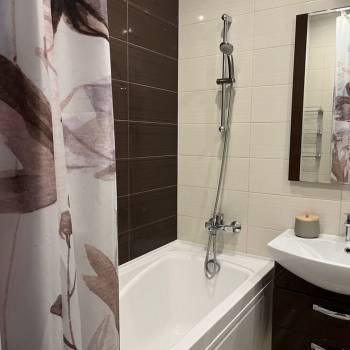 Продается 1-комнатная квартира, 37 м²