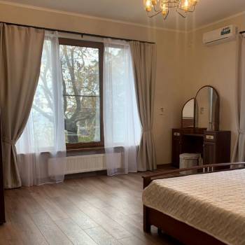 Сдается Многокомнатная квартира, 90 м²