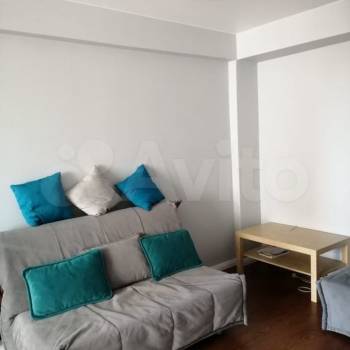 Сдается 1-комнатная квартира, 56 м²
