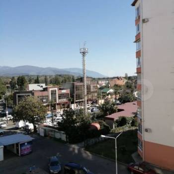 Сдается 1-комнатная квартира, 56 м²
