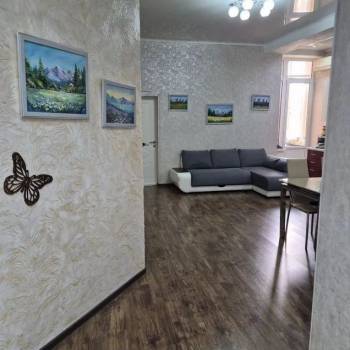Продается 2-х комнатная квартира, 61,7 м²