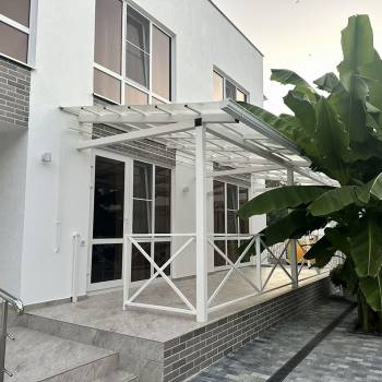 Сдается 2-х комнатная квартира, 78 м²