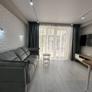 Сдается 2-х комнатная квартира, 78 м²