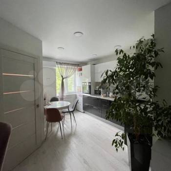 Продается 3-х комнатная квартира, 76 м²