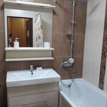 Сдается 2-х комнатная квартира, 60 м²
