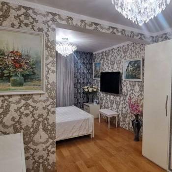 Сдается Многокомнатная квартира, 165 м²