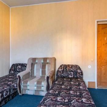 Продается Дом, 420 м²