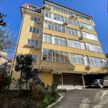 Продается 1-комнатная квартира, 42 м²