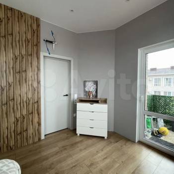 Продается 1-комнатная квартира, 37,4 м²