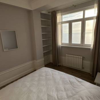 Сдается 1-комнатная квартира, 42 м²