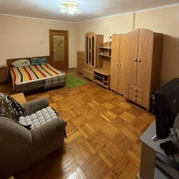 Сдается 2-х комнатная квартира, 70 м²