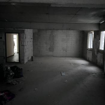 Продается 1-комнатная квартира, 105,5 м²