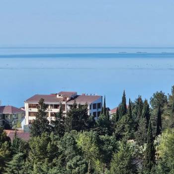 Продается 2-х комнатная квартира, 113 м²