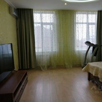 Продается 2-х комнатная квартира, 113 м²