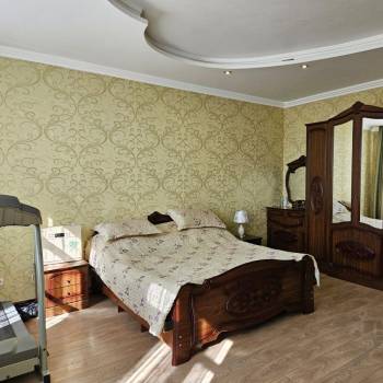 Продается 2-х комнатная квартира, 113 м²