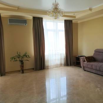 Продается 2-х комнатная квартира, 113 м²