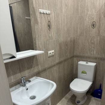 Продается 1-комнатная квартира, 32 м²
