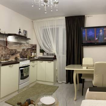 Продается 1-комнатная квартира, 35 м²