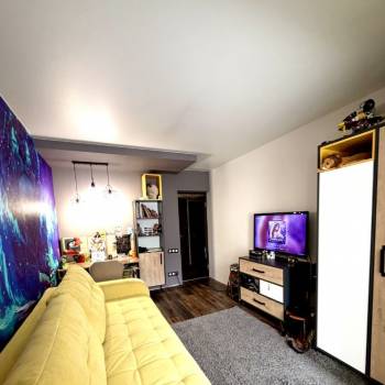 Продается 2-х комнатная квартира, 55 м²