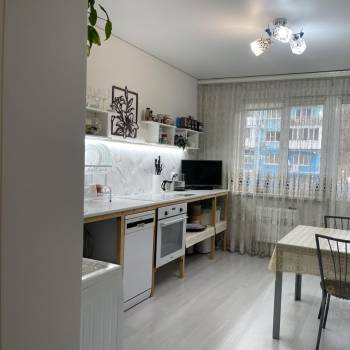 Продается 3-х комнатная квартира, 94,4 м²
