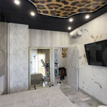 Продается Многокомнатная квартира, 83 м²