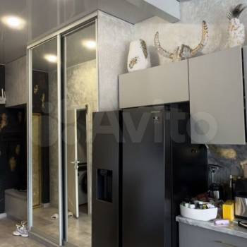 Продается Многокомнатная квартира, 83 м²