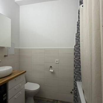 Продается 1-комнатная квартира, 30,8 м²