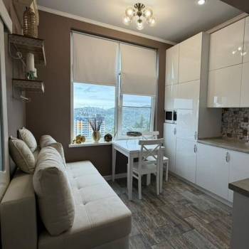 Продается 1-комнатная квартира, 30,8 м²