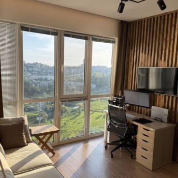 Продается 1-комнатная квартира, 37 м²