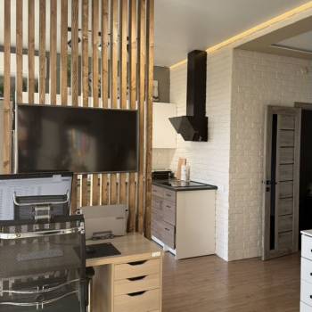 Продается 1-комнатная квартира, 37 м²