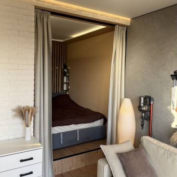 Продается 1-комнатная квартира, 37 м²