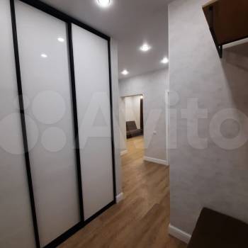 Сдается Многокомнатная квартира, 56 м²