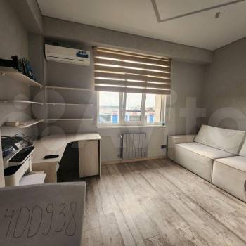 Продается 1-комнатная квартира, 36 м²