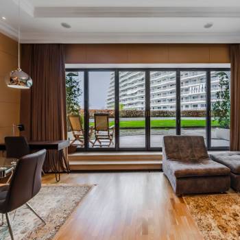 Продается 2-х комнатная квартира, 90 м²