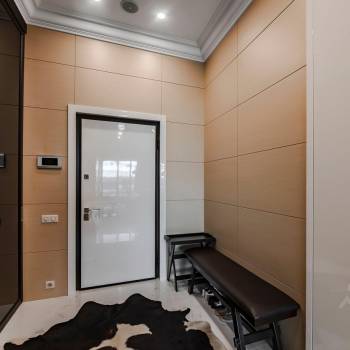 Продается 2-х комнатная квартира, 90 м²