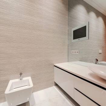 Продается 2-х комнатная квартира, 90 м²