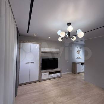 Продается 1-комнатная квартира, 41,8 м²