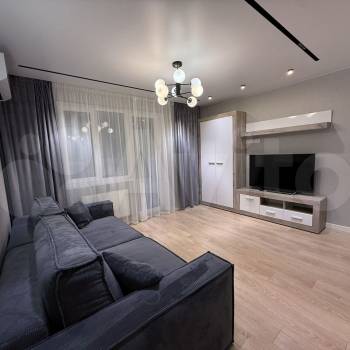 Продается 1-комнатная квартира, 41,8 м²