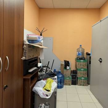 Продается Нежилое помещение, 70 м²