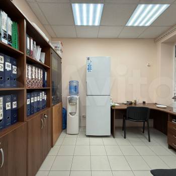 Продается Нежилое помещение, 70 м²