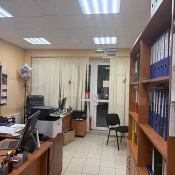 Продается Нежилое помещение, 70 м²
