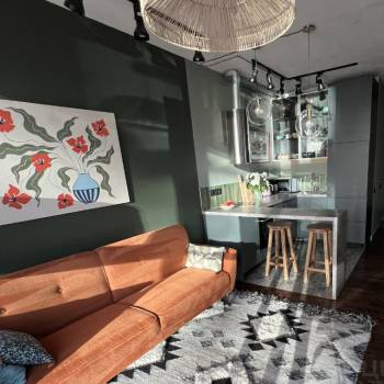 Сдается 1-комнатная квартира, 38 м²