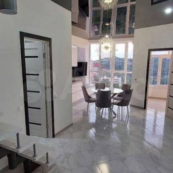 Продается Многокомнатная квартира, 102 м²