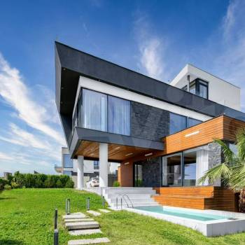 Продается Дом, 372 м²