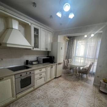 Продается Многокомнатная квартира, 92 м²
